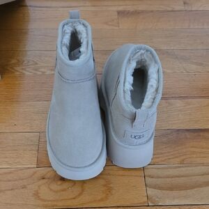 UGG Light Gray Suede Boots